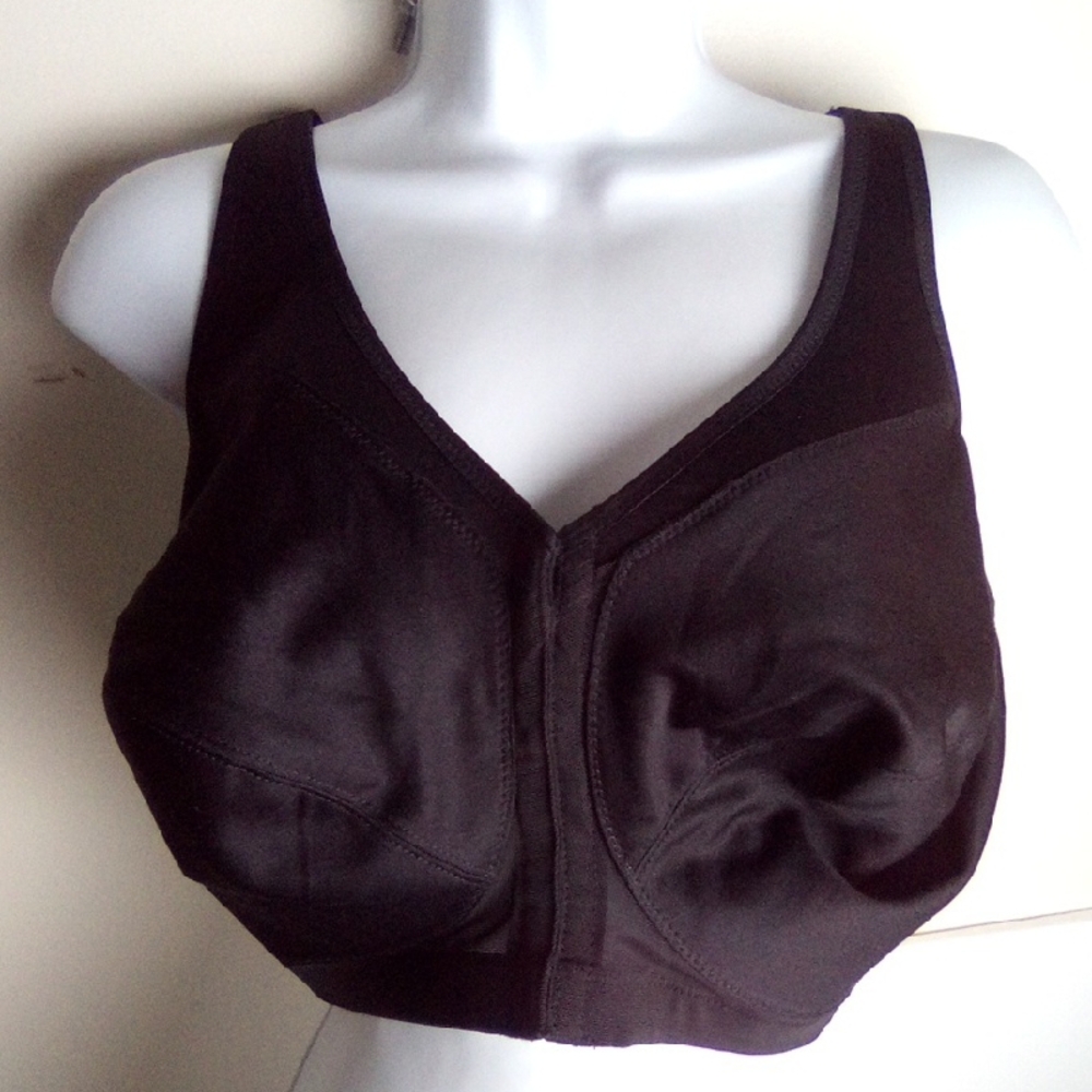 GLAMORISE Women's Black Sports Bra Size 38 I New No Tag